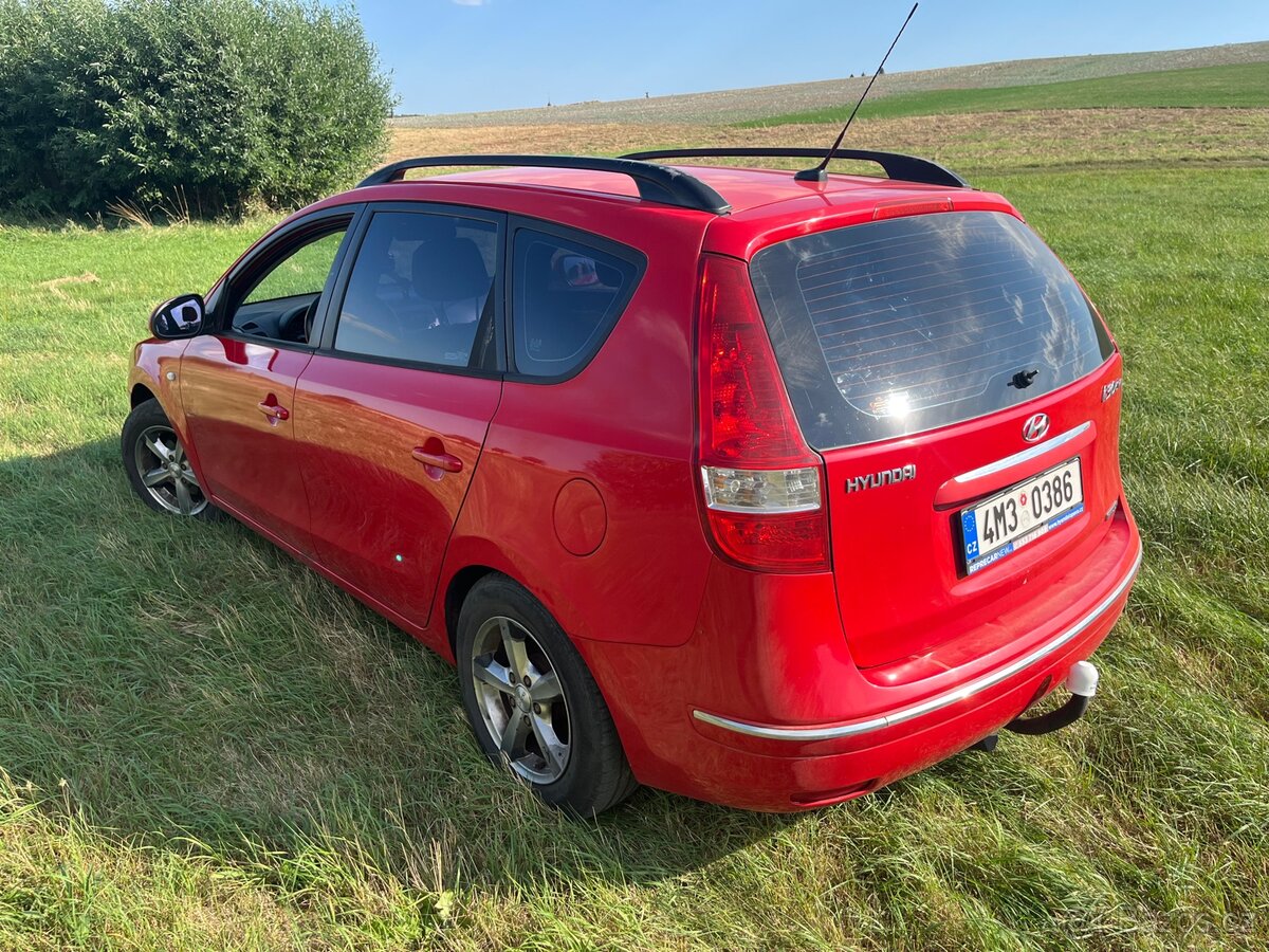 Hyundai i30 combi 1,6crdi - 6