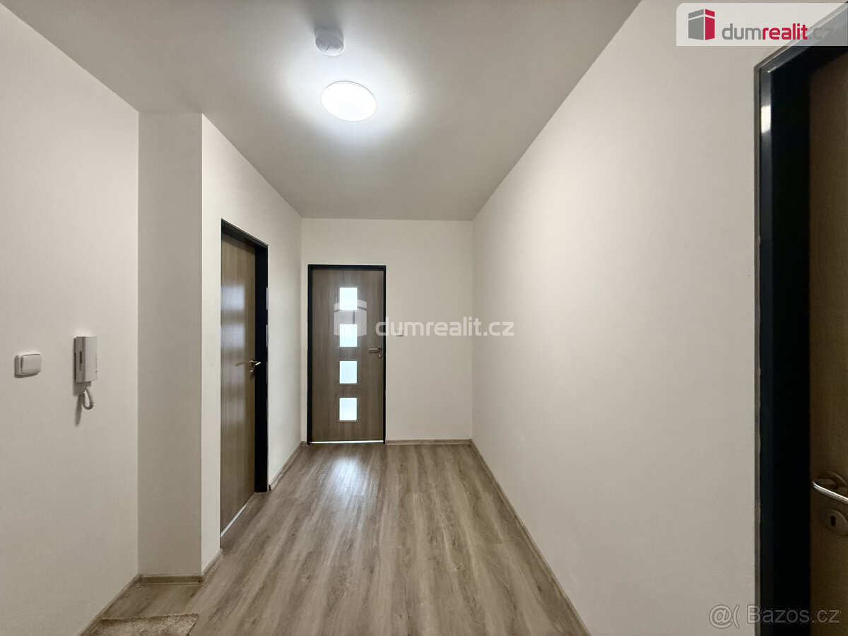 Pronájem úplně nového bytu 2+kk v Litoměřicích, ve kterém do - 6
