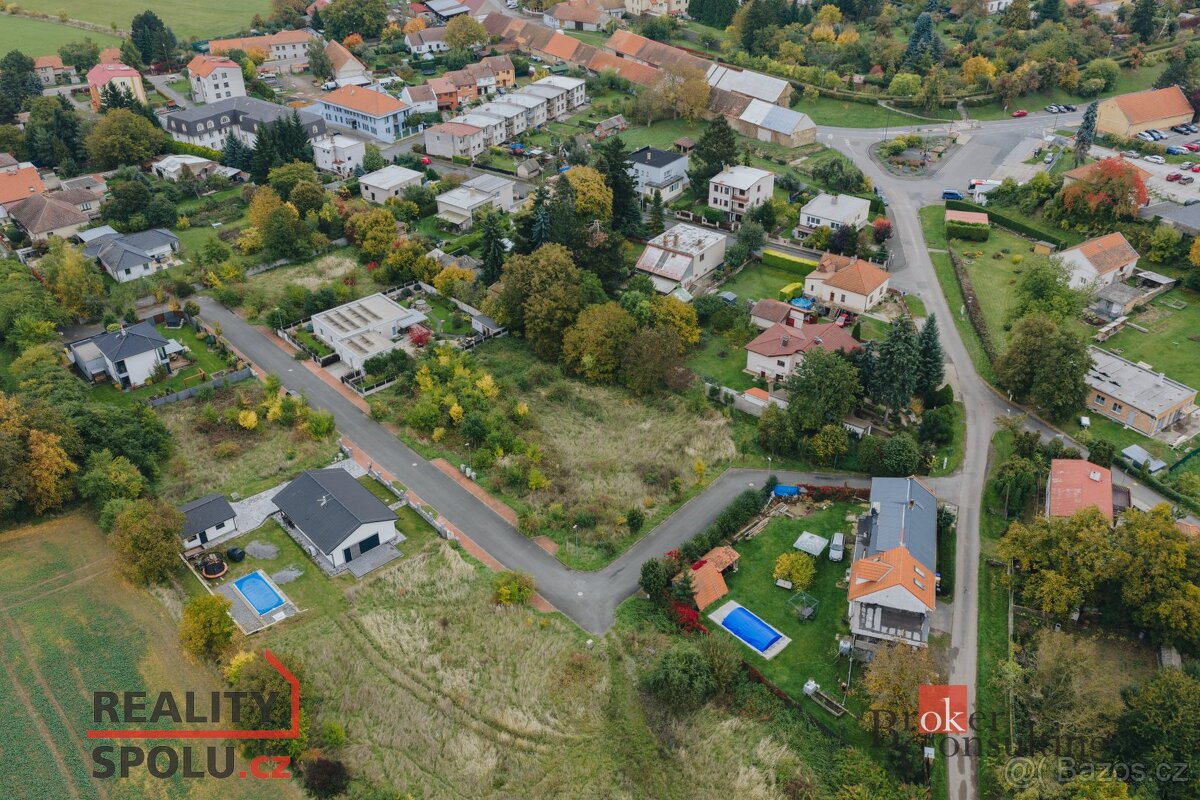 Prodej, pozemky/bydlení, 939 m2, Zahradní, Kouřim, Kolín [ID - 6