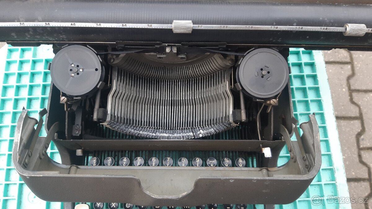 Psací stroj ZETA - 6