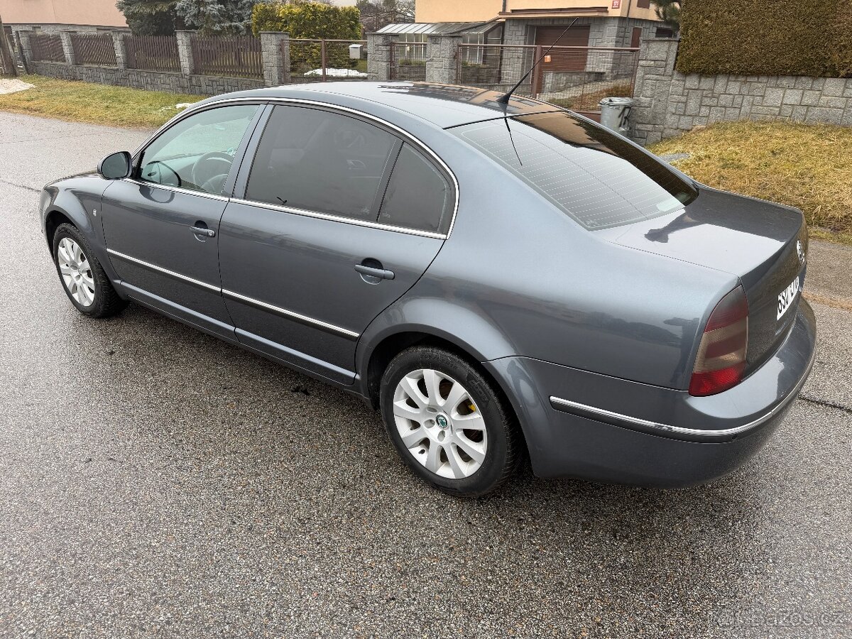 Škoda Superb 2.0 TDi 103kw - 6