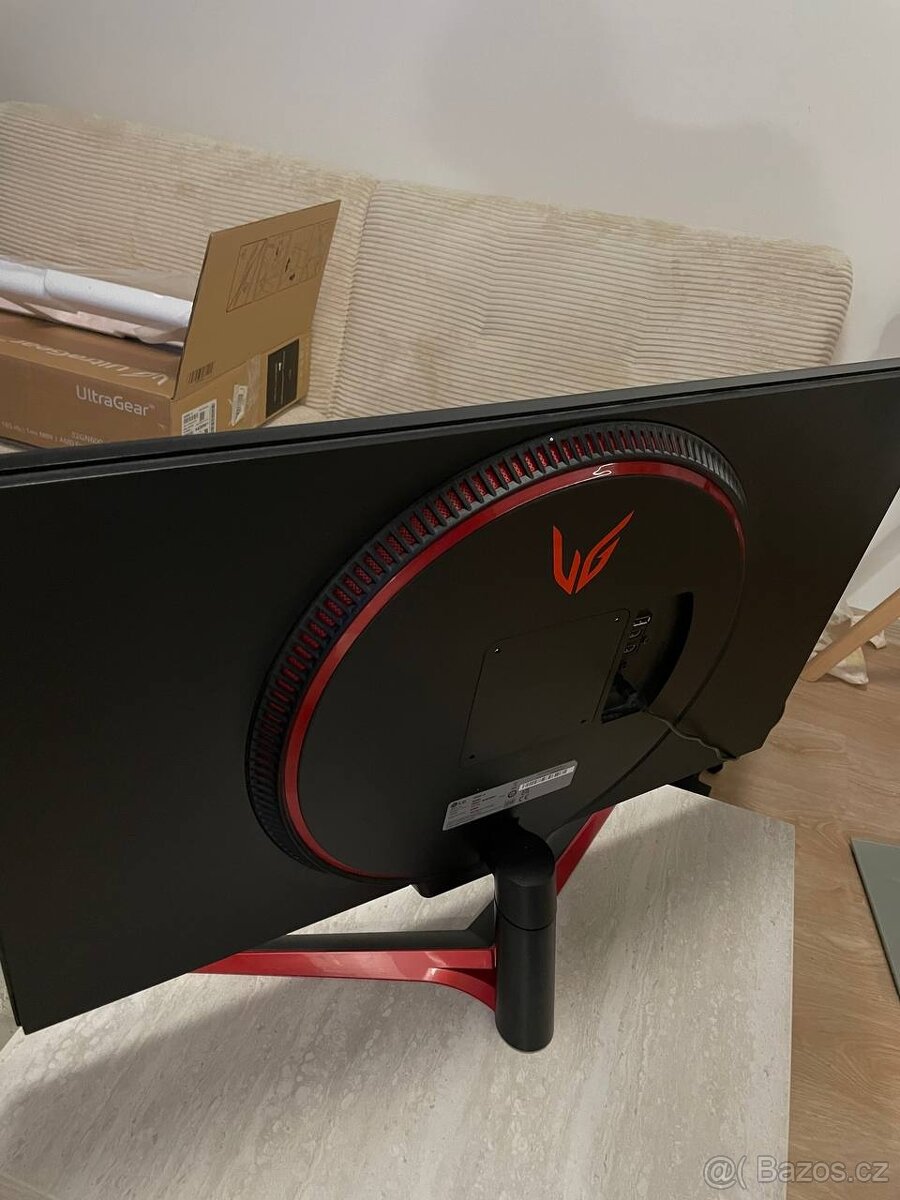 Monitor 31,5" LG UltraGear 32GN600 - 6