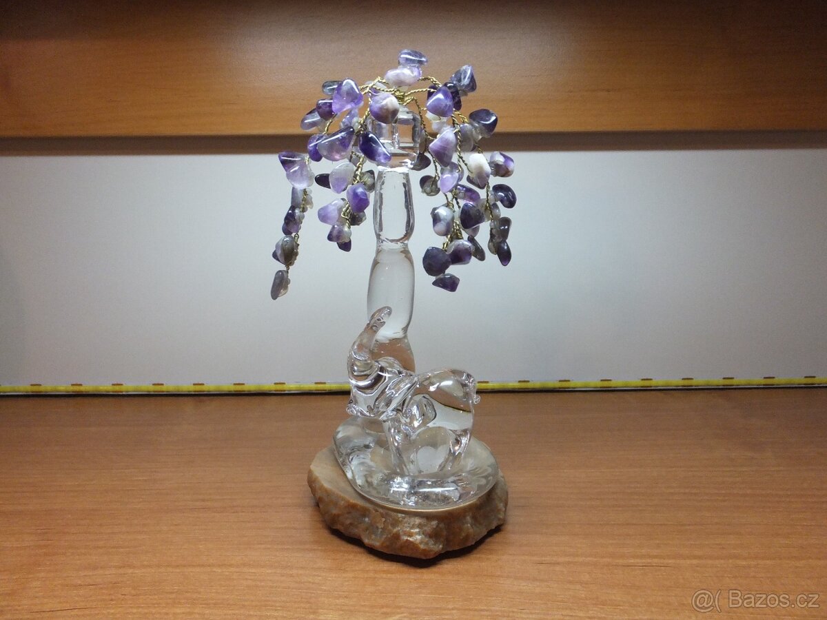 Krásný stromeček štěstí Ametyst a s figurkou slona. - 6