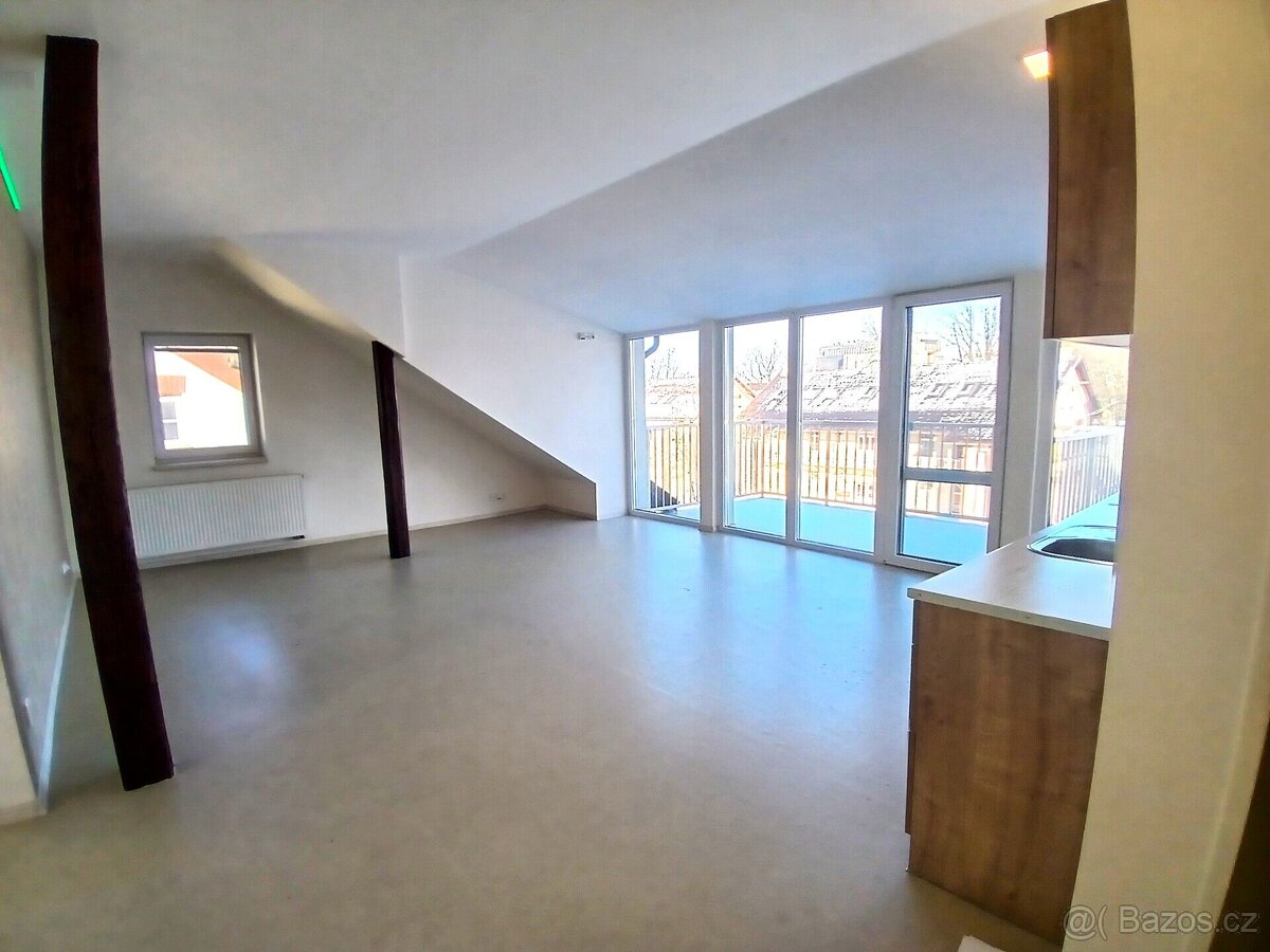Pronájem podkrovního bytu s terasou 85m2, Ostrava - Mariánsk - 6