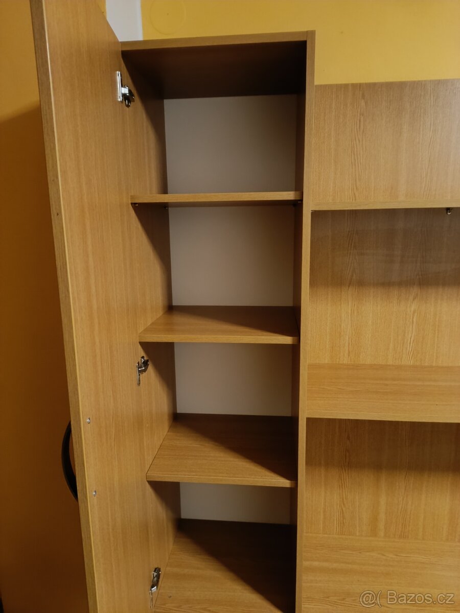 OBÝVACÍ STĚNA - 6