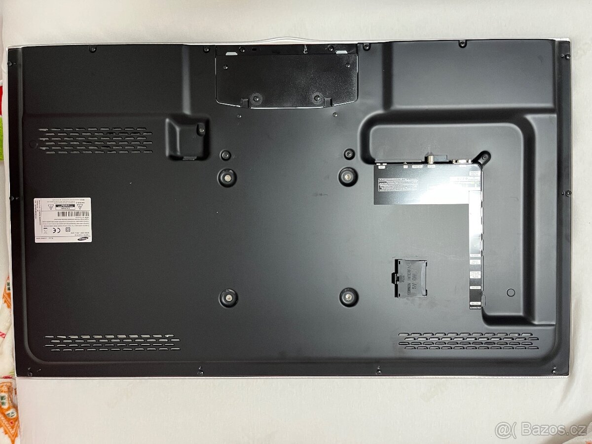 Samsung UE40D6100SW (3D-Tv) - 6