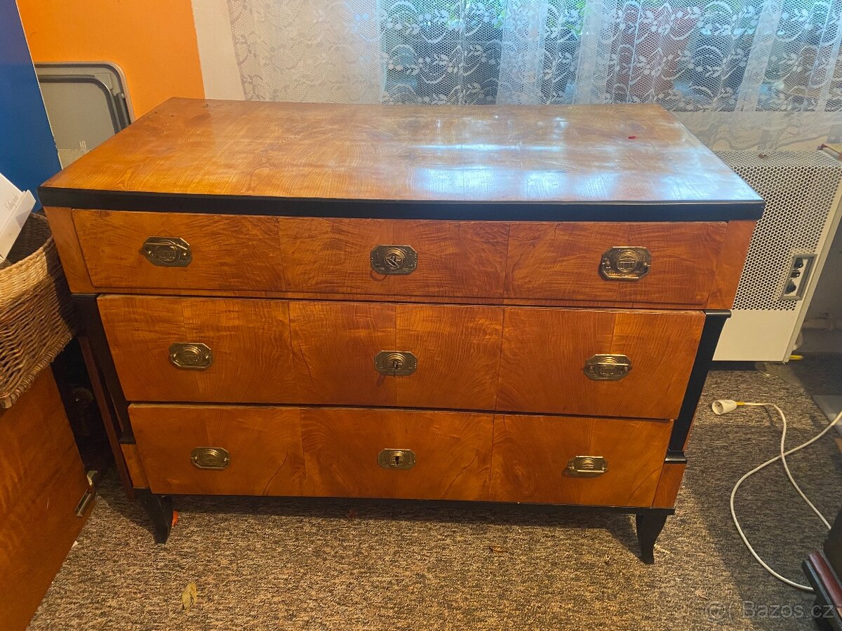 Starožitný nábytek, 19. století - 6