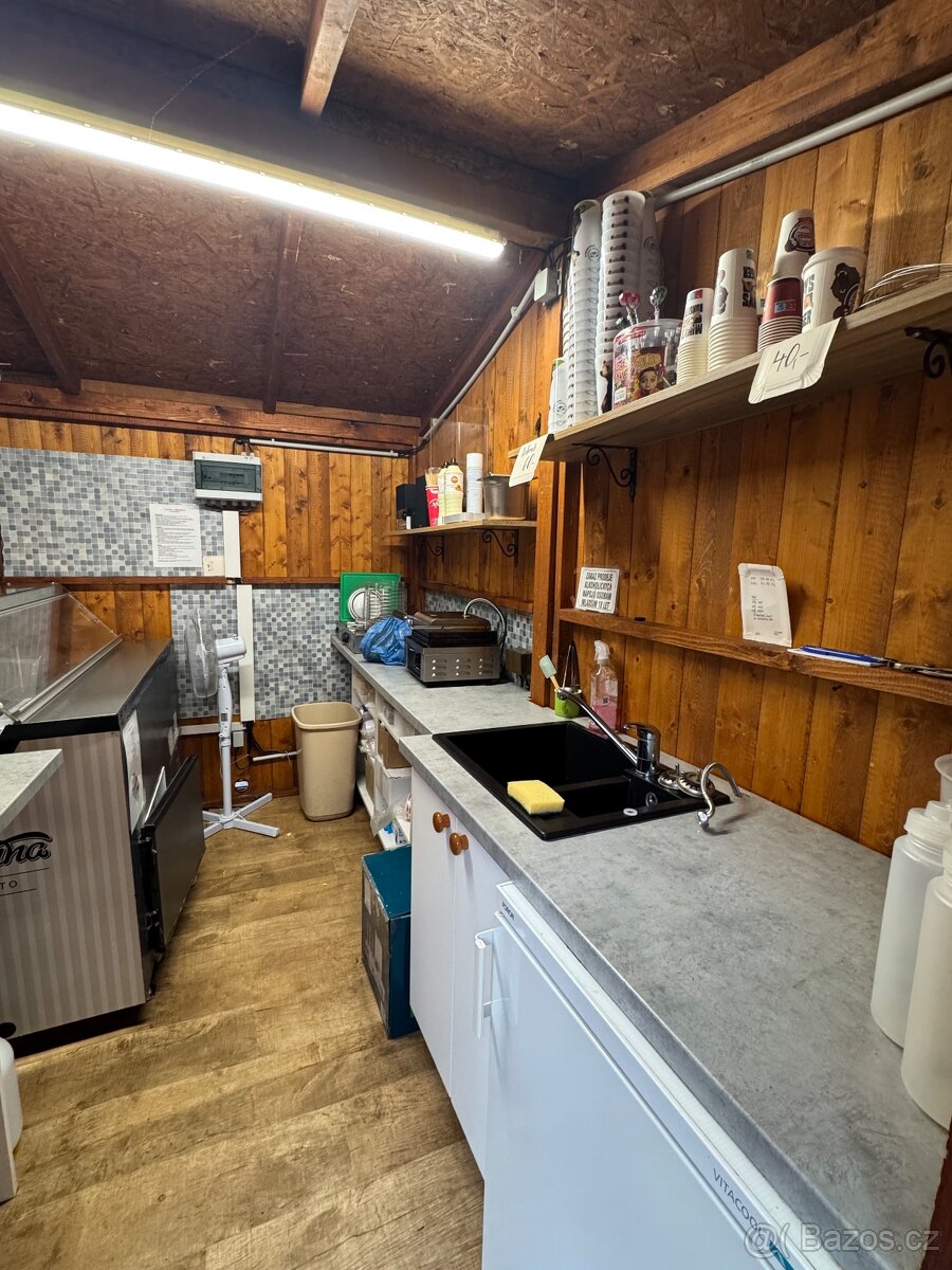 Prodejní stánek 3x2 m - 6