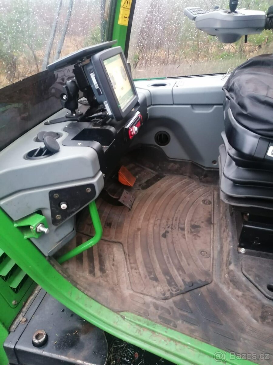 Vyvážecí souprava JOHN DEERE 1010E - 6