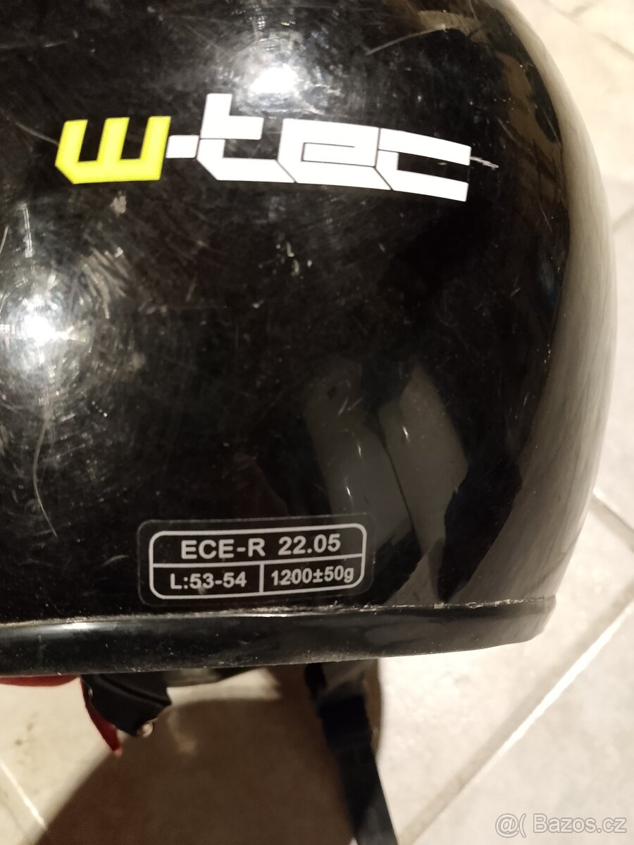 Chrániče a helma - 6