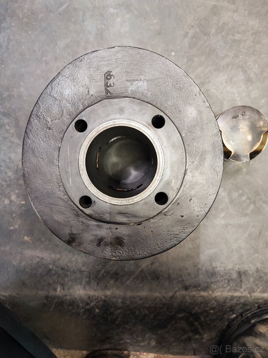 Jawa panelka válec - 6