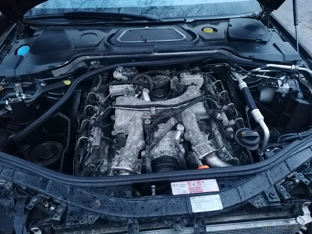 Audi A8 4,2Tdi 4x4 - 6