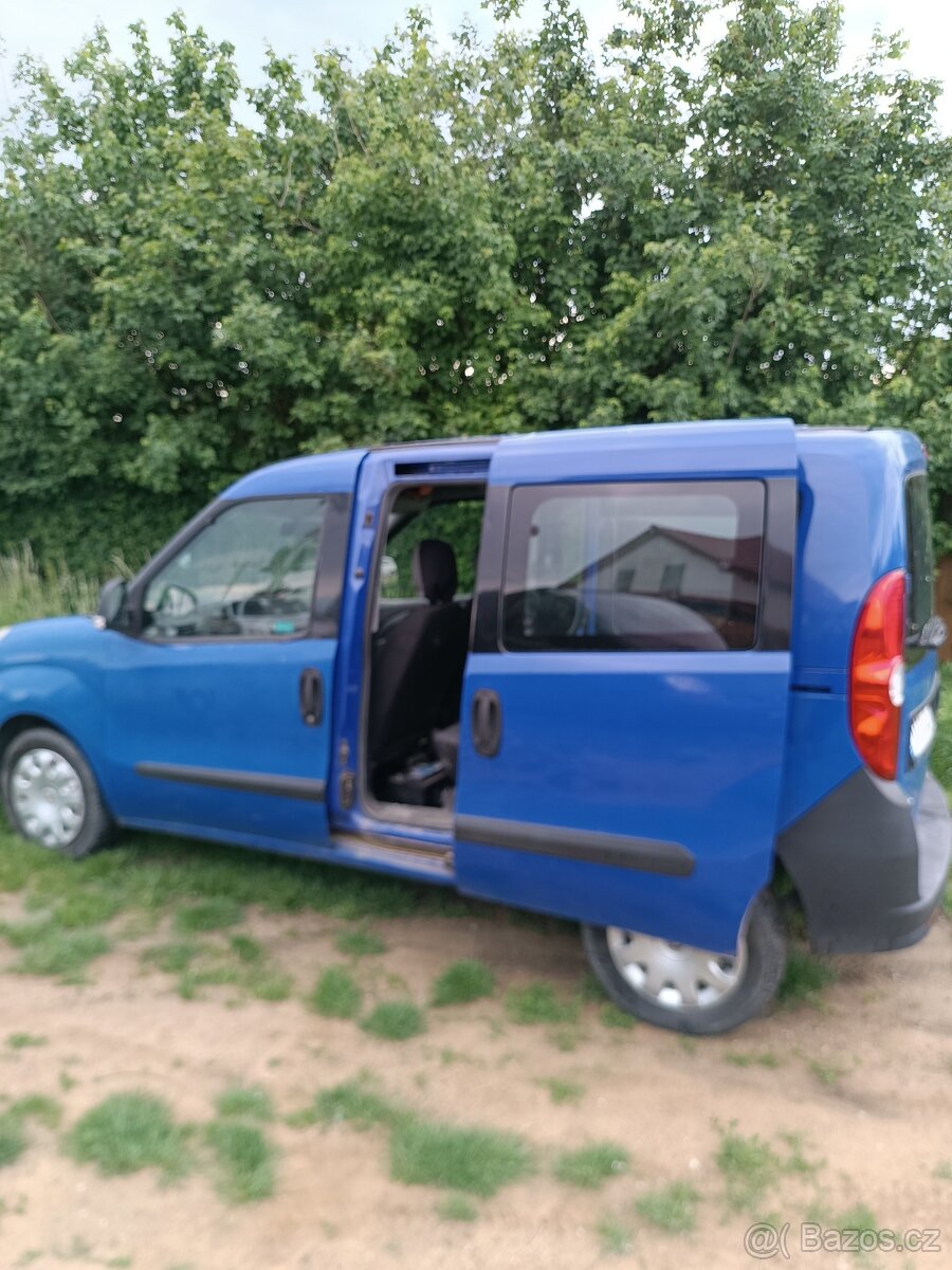 Fiat doblo 1.3. 2013 - 6