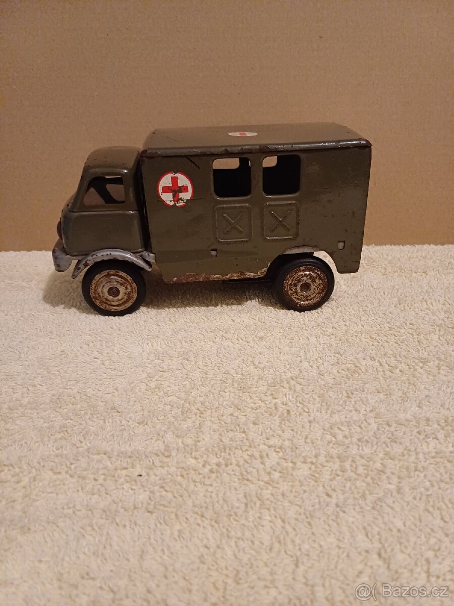 Tatra 805. Omnia. Staré hračky. - 6