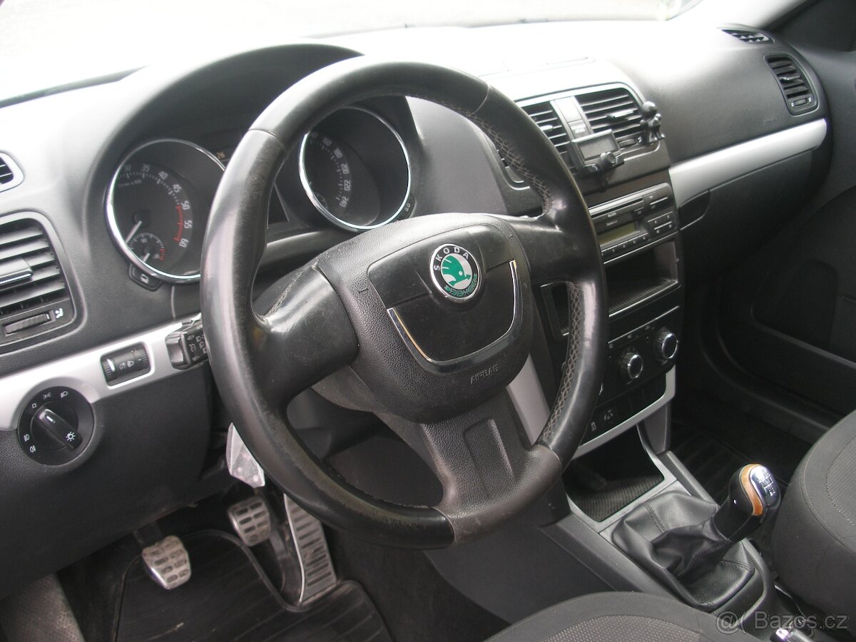 ŠKODA YETI,2.0TDi,81KW,KOUPENO ČR,SERVISKA - 6