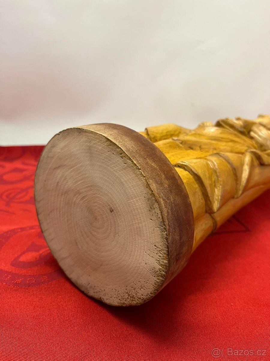 Stará,dřevěná,náboženská socha,Panna Marie - 6