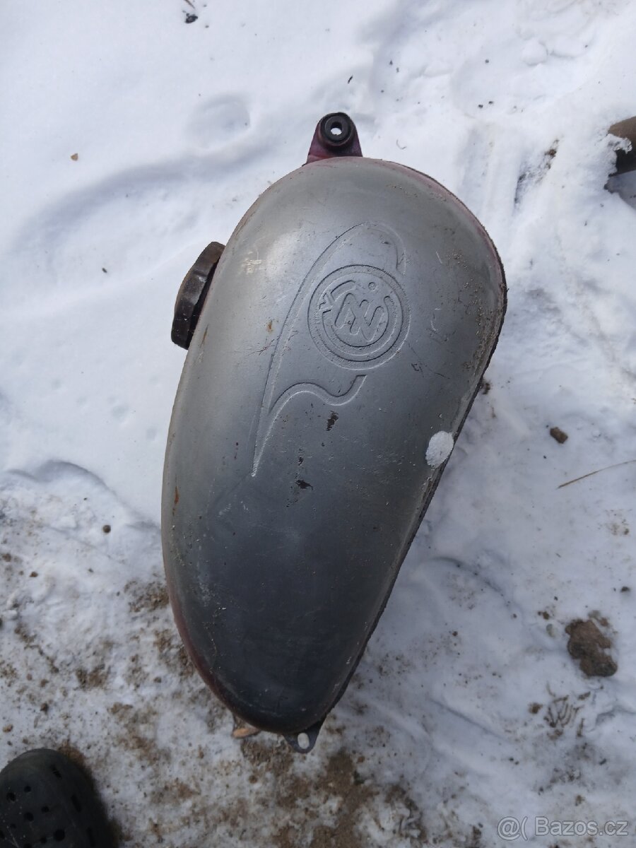 Maska a nádrž ČZ - 6