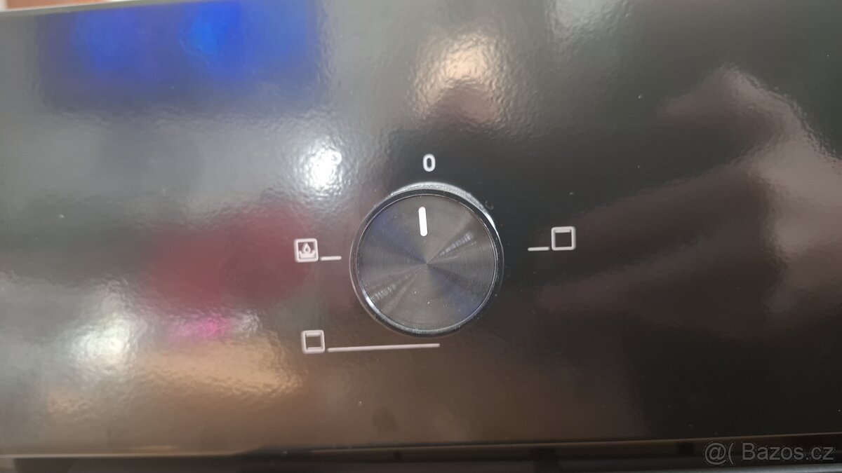 Trouba, plynový sporák, deska, dřez, myčka. - 6