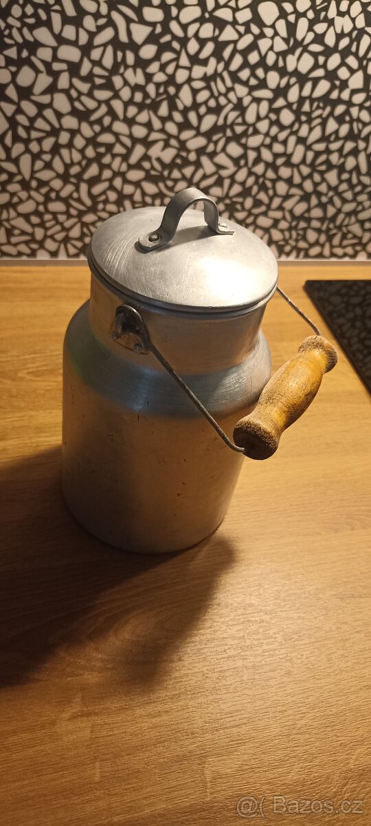 Hliníkové bandasky, svačinová dóza, naberačky - 6