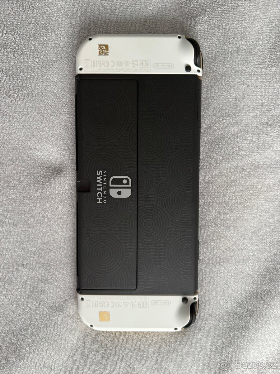 Nintendo Switch Oled Zelda Limited Edition - 6