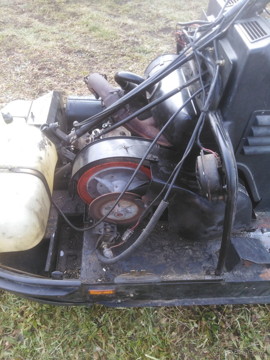 Bombardier Ski-Doo Alpine sněžný skůtr - 6