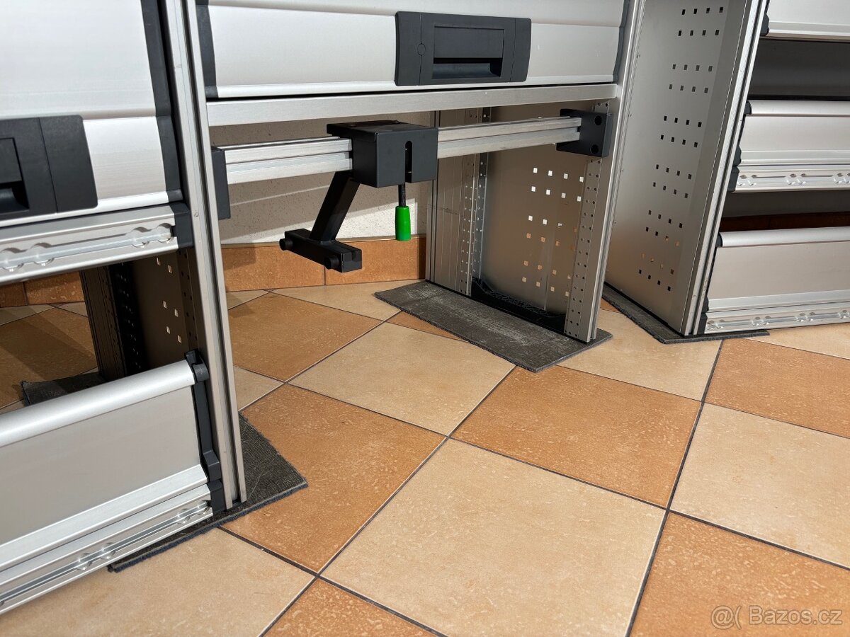 BOTT Regále do úžitkových vozidiel Trafic Custom T6 - 6