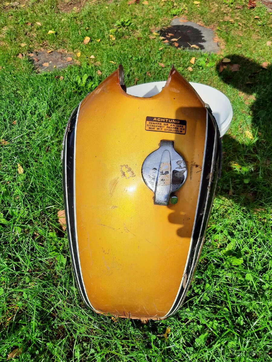 Nádrž Honda CB 250, CB 350 - 6