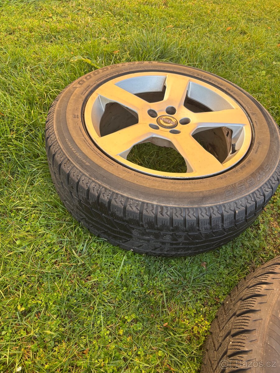 Sada 4ks originálních kol Volvo 235/60 R18, zimní - 6