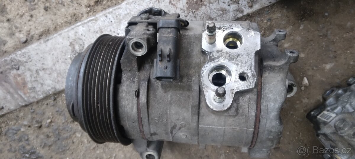 JEEP GRAND CHEROKEE 3,0CDR ALTERNÁTOR, KLIMA, SERVO - 6