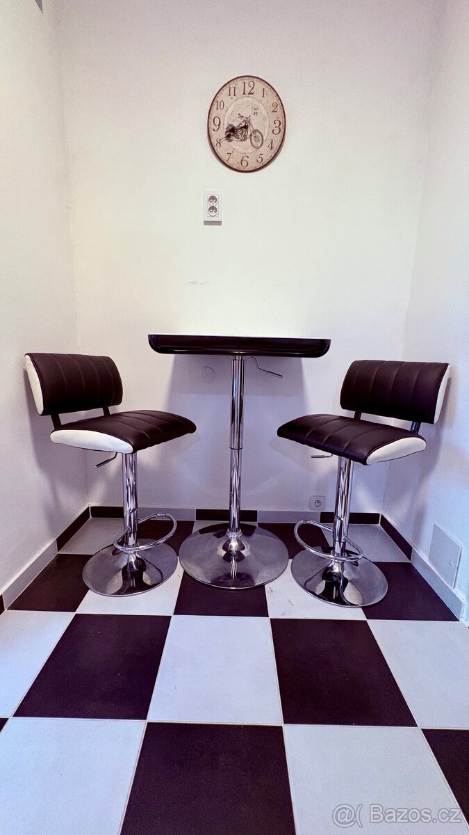 Barový set - stůl a židle - 6