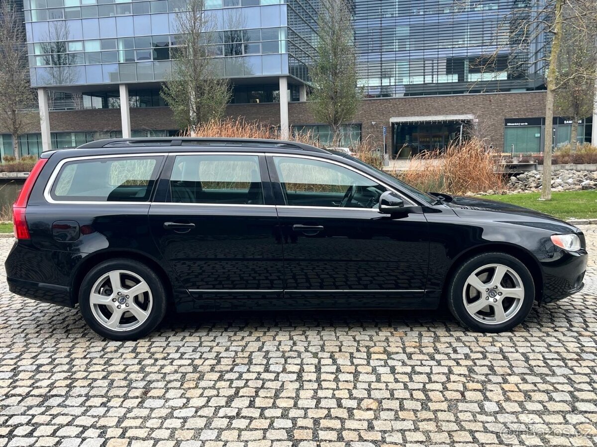 Volvo V70 2.4 D5 5VÁLEC AUTOMAT SENZORY TAŽNÉ SERVISKA - 6