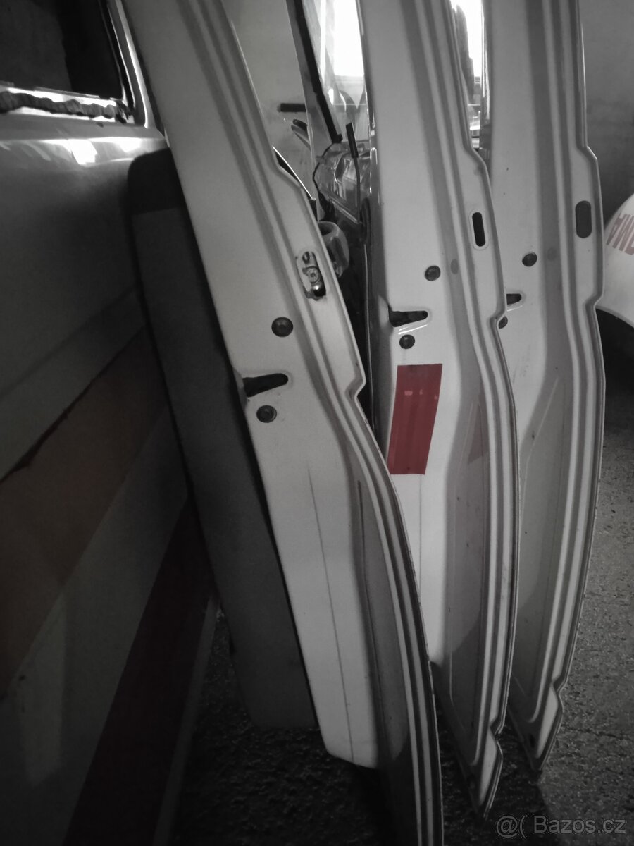 Prodám dveře VW T5 - 6