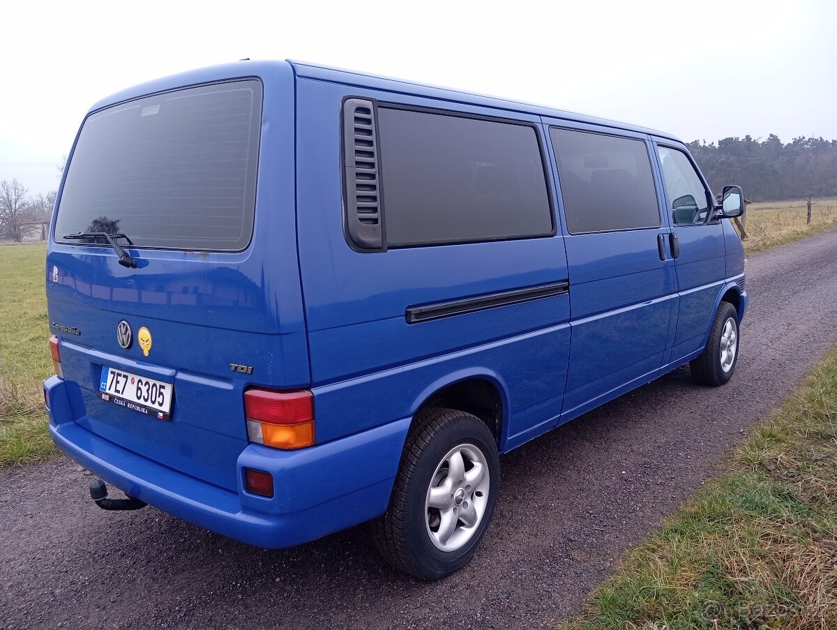 VW T4 2.5 Tdi 75kw Caravelle LONG,9 míst - 6