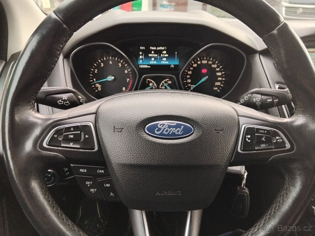 ford focus 2018/5 1.0 benzin 92 kw 1. majitel titanium - 6