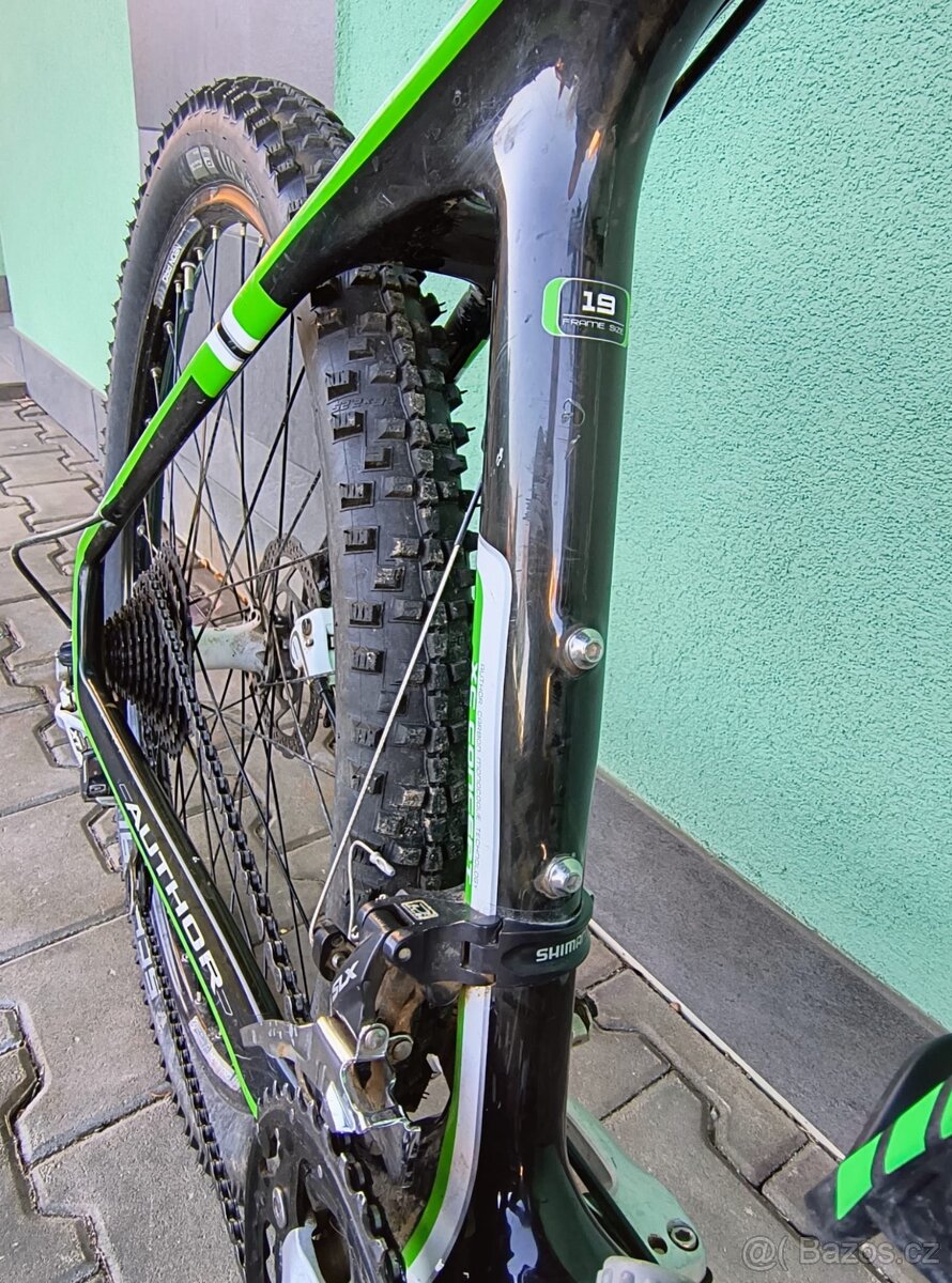 AUTHOR REVOLT 26 - 6