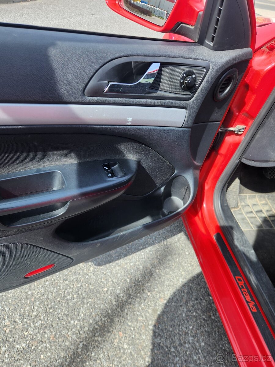 Škoda Octavia 2 facelift - 6