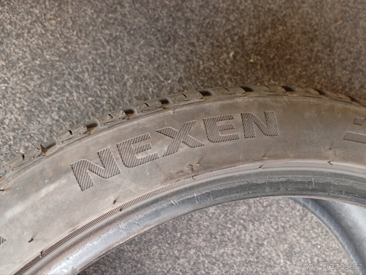 CELOROČNÍ 225/40R18 - 6