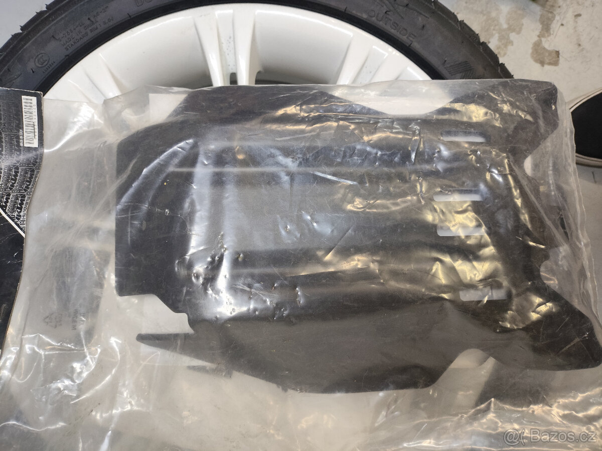 Prodám originální kryt motoru KTM Powerparts - 6