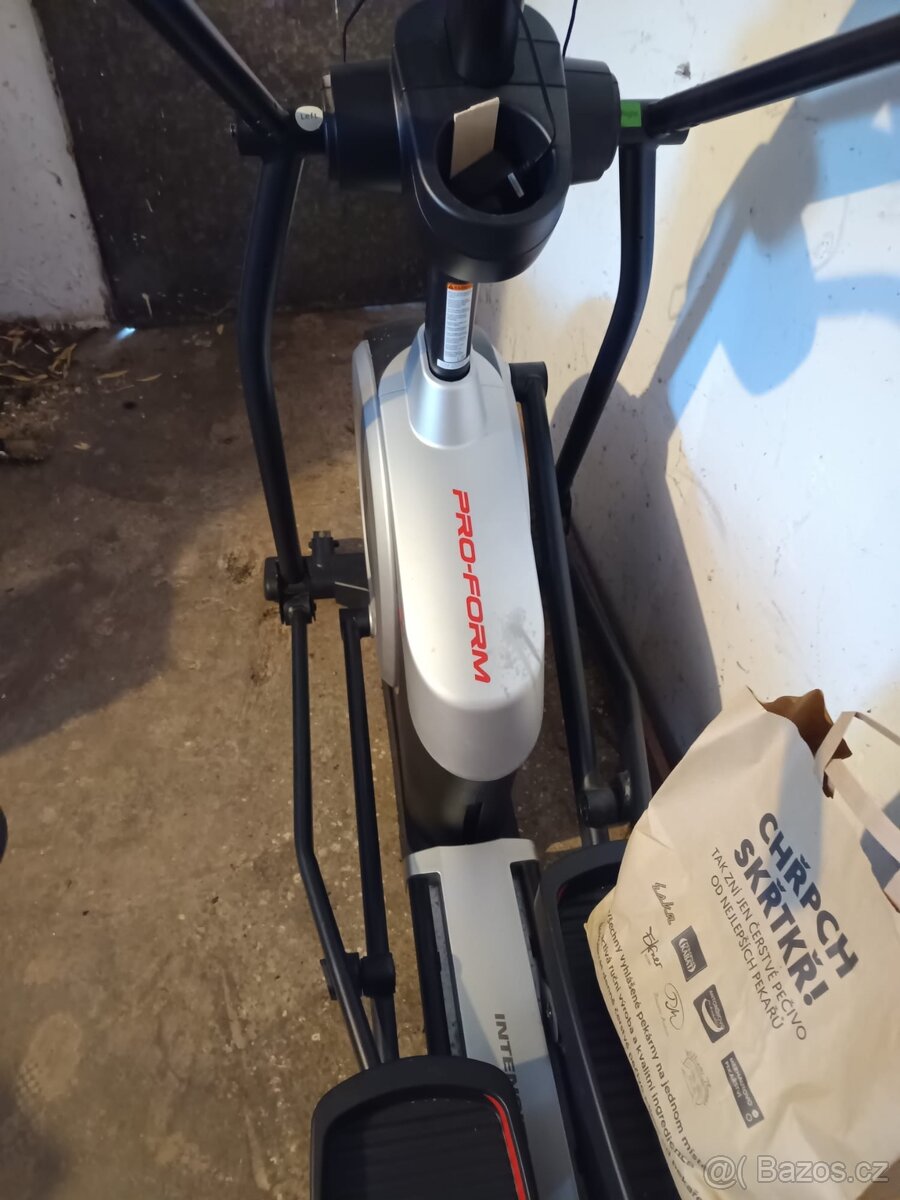 Elipticky trenazer - 6