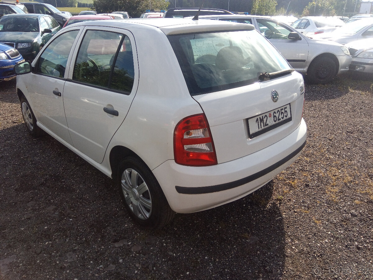 Fábia 1,4 16 V po prvním majiteli - 6