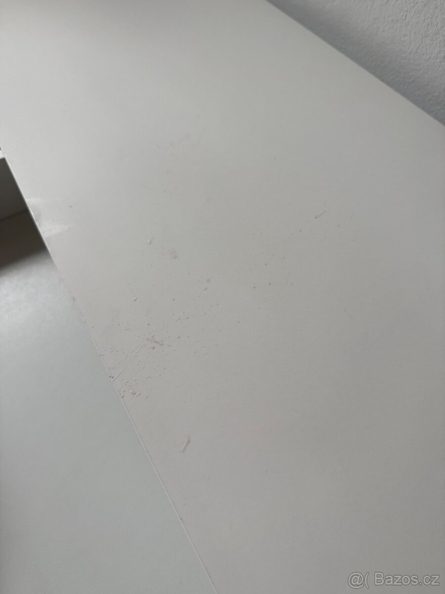 Toaletní stolek se zrcadlem Ikea - 6