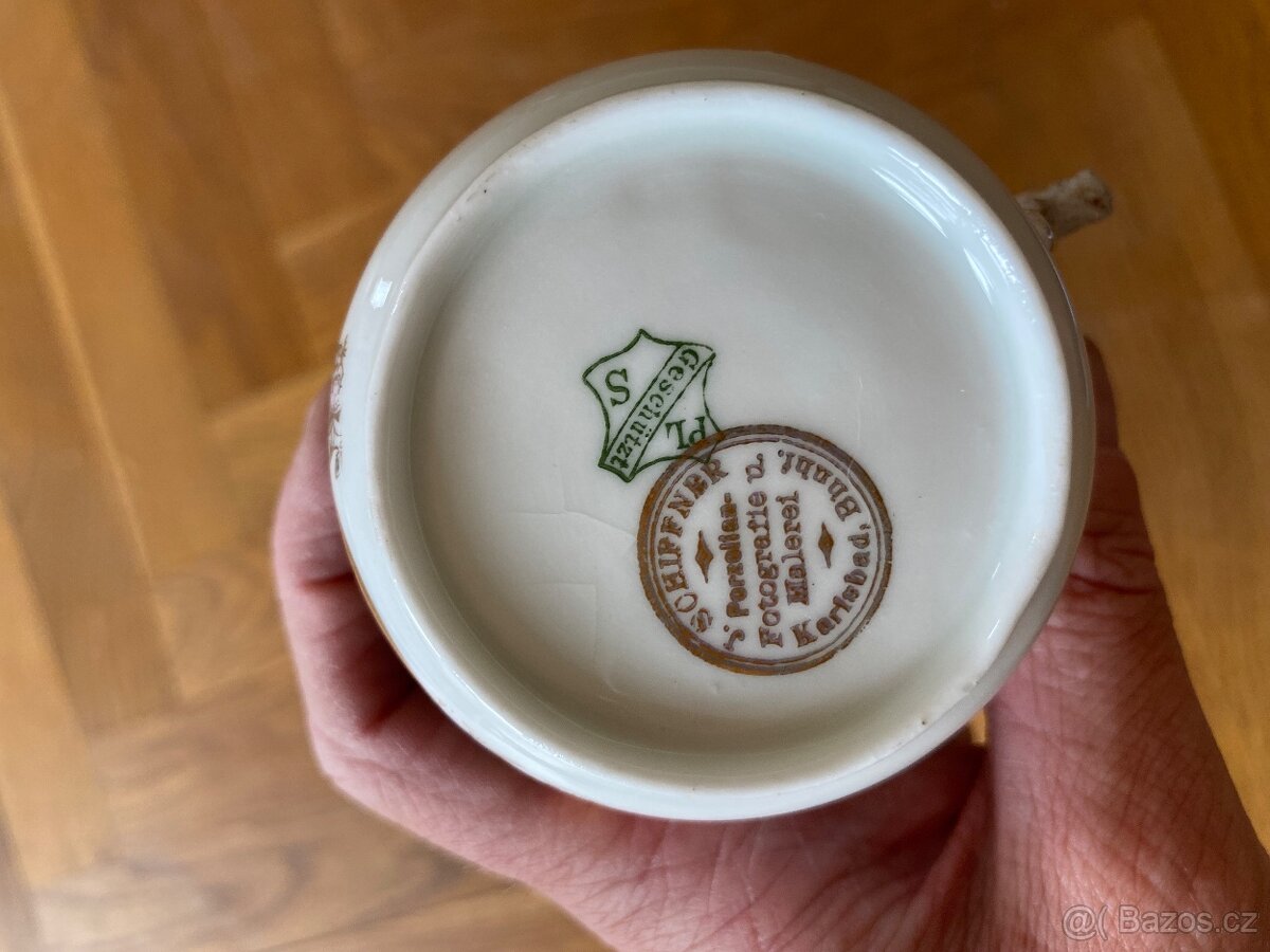 mix hrníčku a skleniček - 6