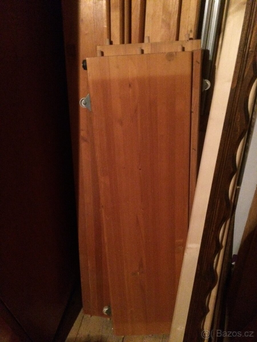 dřevěná postel - borovice - 6