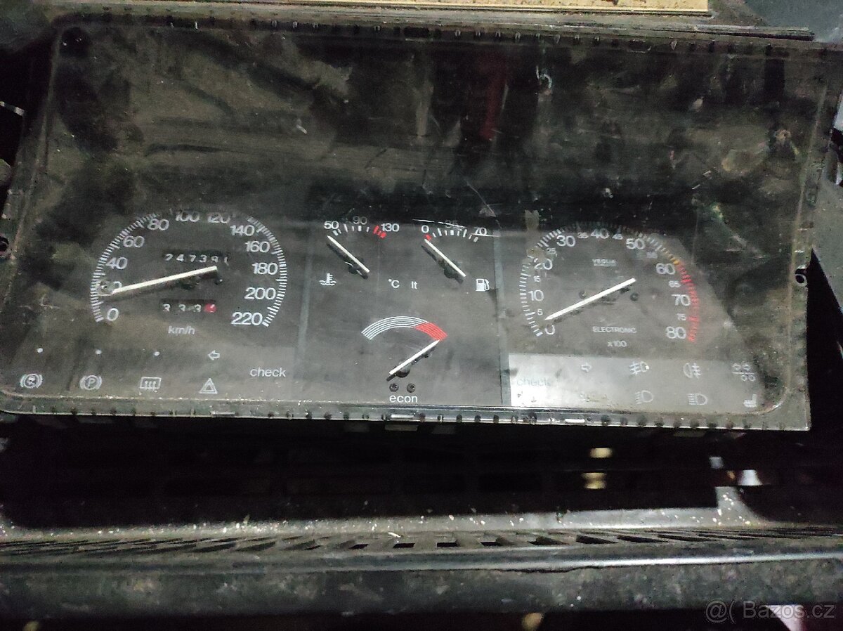 Lancia thema budíky - 6