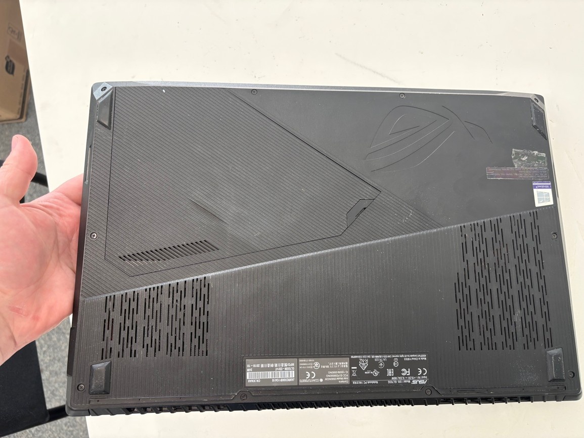 Herní ASUS ROG Strix GL703, i7, 32GB RAM, 3TB - 6