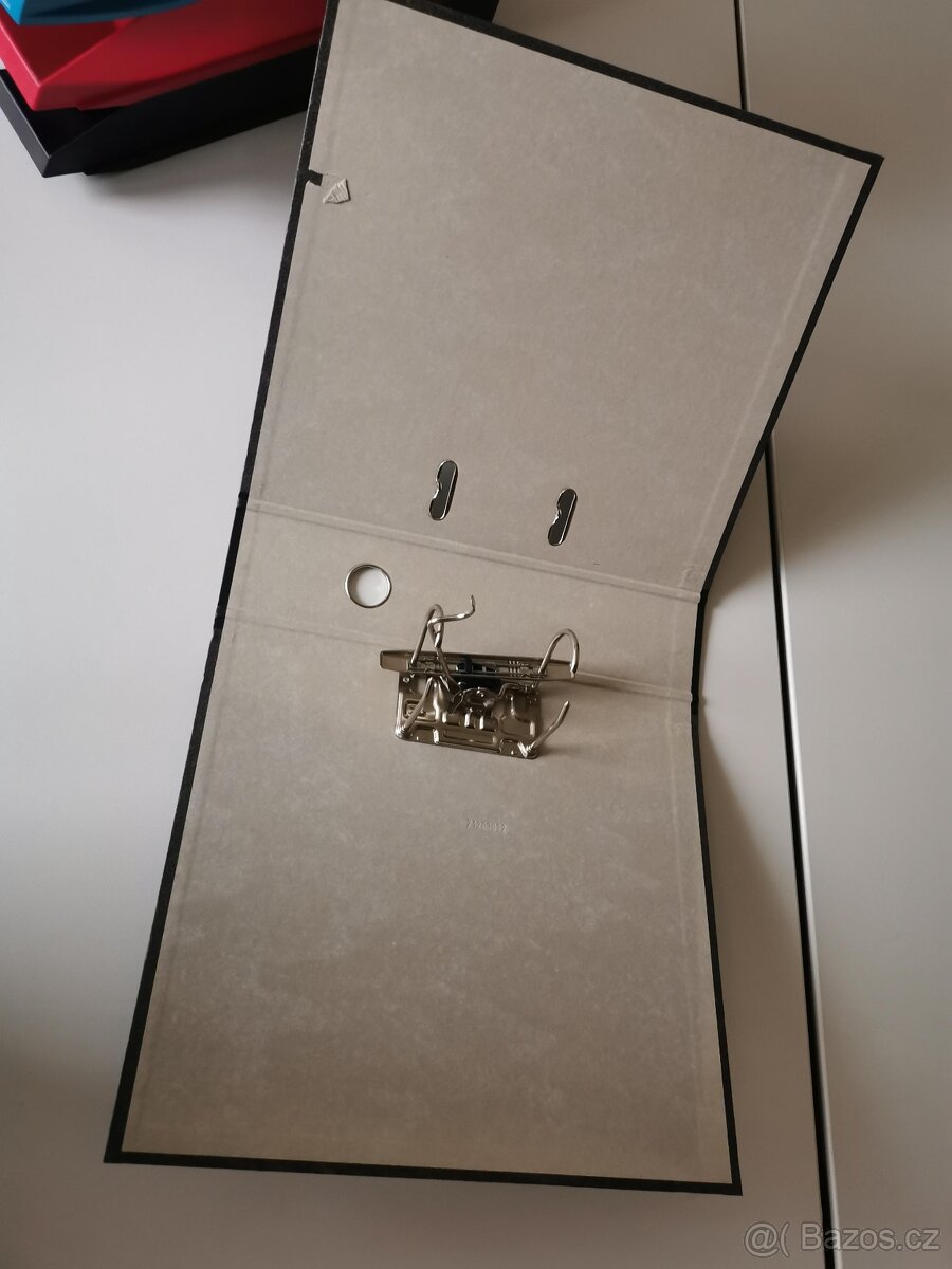 Šanony, pořadače, kancelářský odkladač - 6