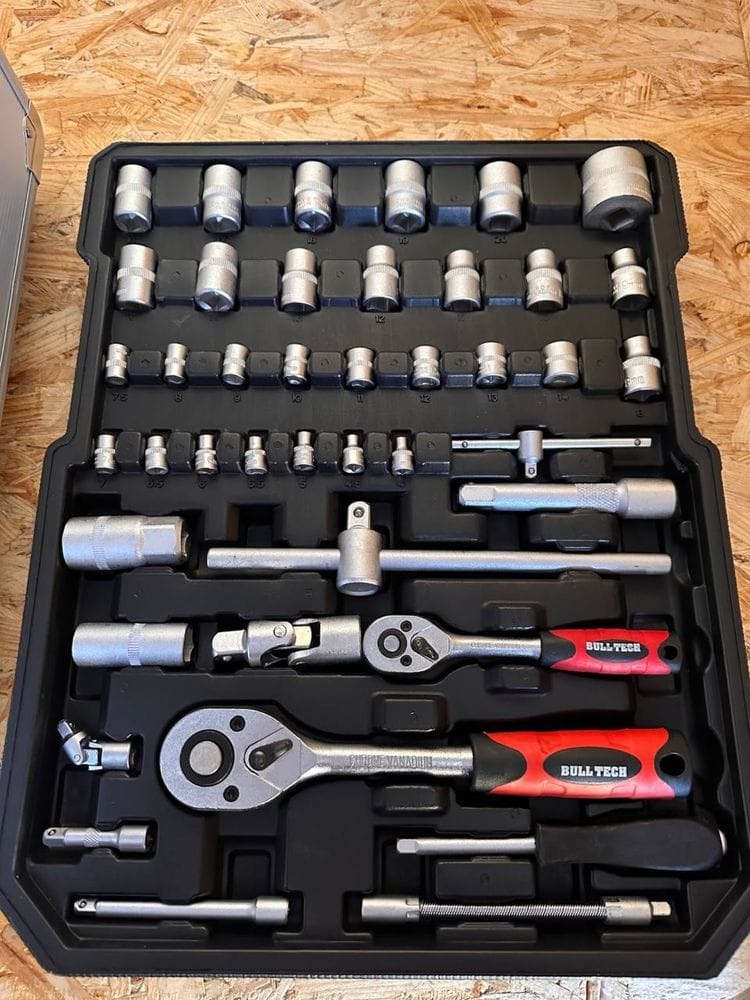 Kufr na nářadí BULLTECH s kolečky 601KS//NOVÝ - 6