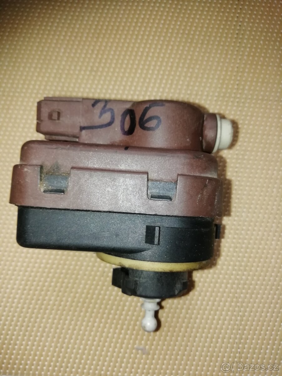 servo motor seřizovače světlometů Valeo - 6
