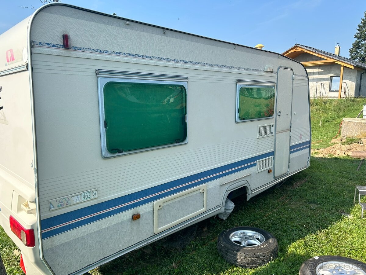 Karavan ADRIA Unica 462 DB, rok 2000, oddělená sprcha - 6