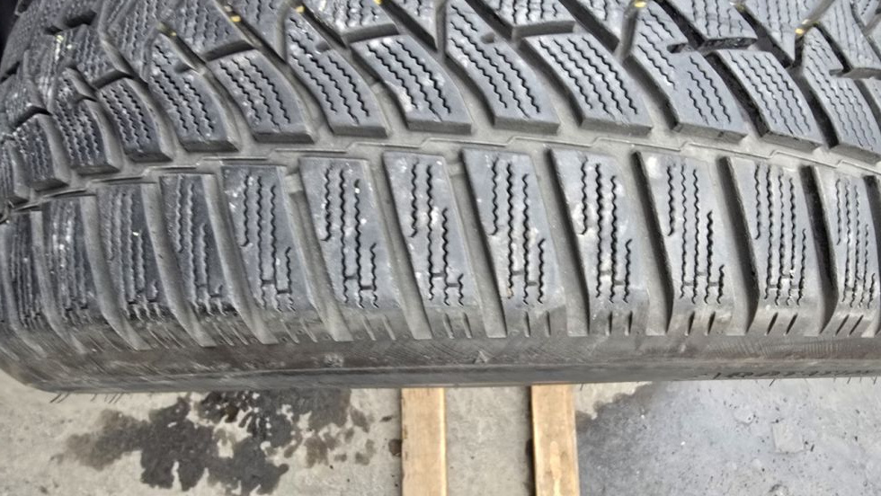 Zimní pneu 245/45/18 Dunlop - 6